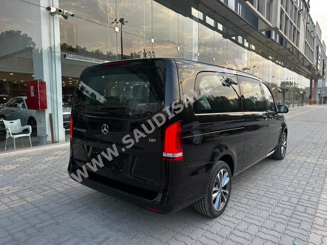 2024 مرسيدس - بنز فيتو