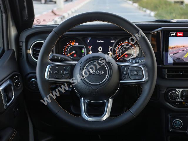 2024 جييب رانجلر صحارى