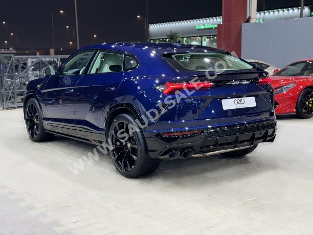 2022 لمبرجيني اوروس