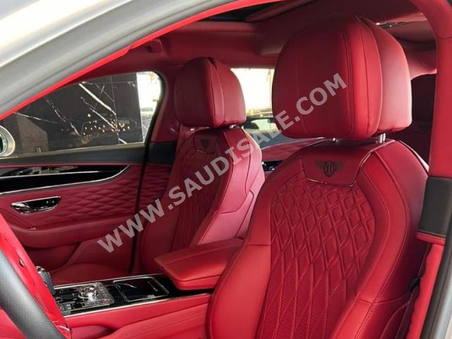 2021 بنتلي كونتيننتل فلاينج سبير