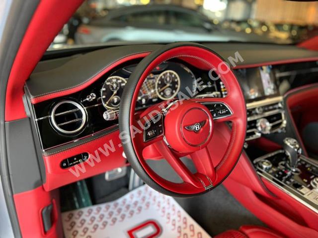 2021 بنتلي كونتيننتل فلاينج سبير