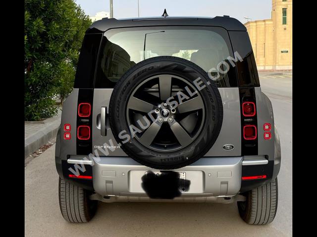 2023 لاند روفر ديفيندر