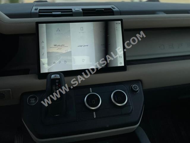 2023 لاند روفر ديفيندر