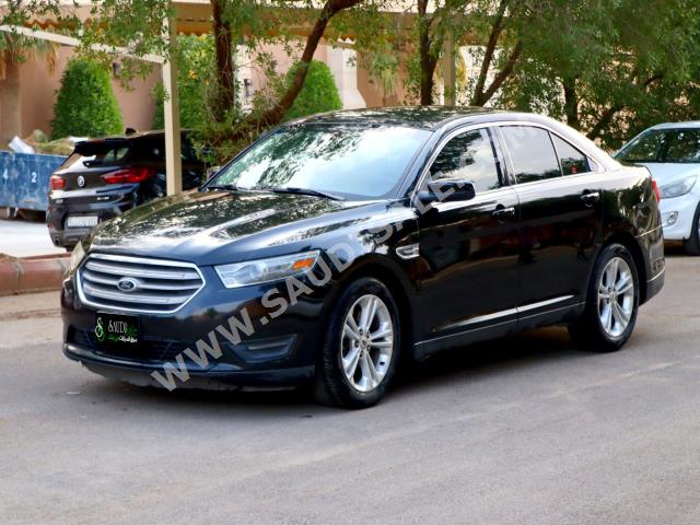 2013 فورد توروس