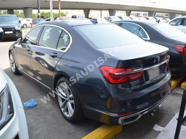 2018 بي ام دبليو الفئة السابعة 740 إل أي