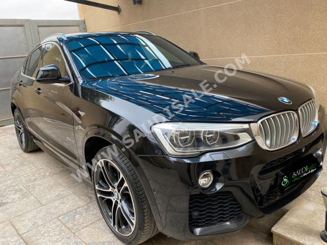 2017 بي ام دبليو الفئة اكس 4