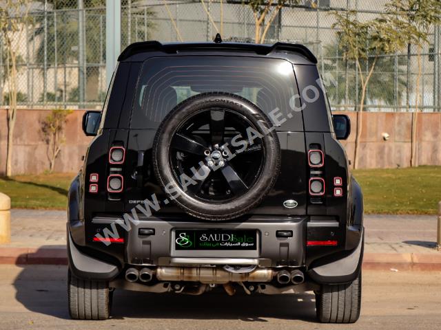 2023 لاند روفر ديفيندر