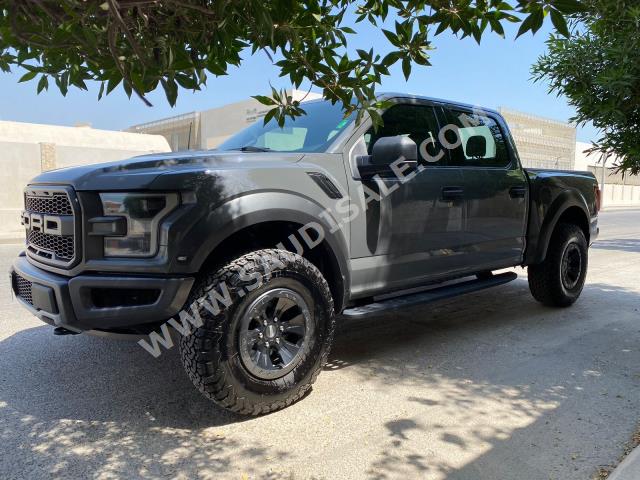 2018 فورد اف 150 رابتور