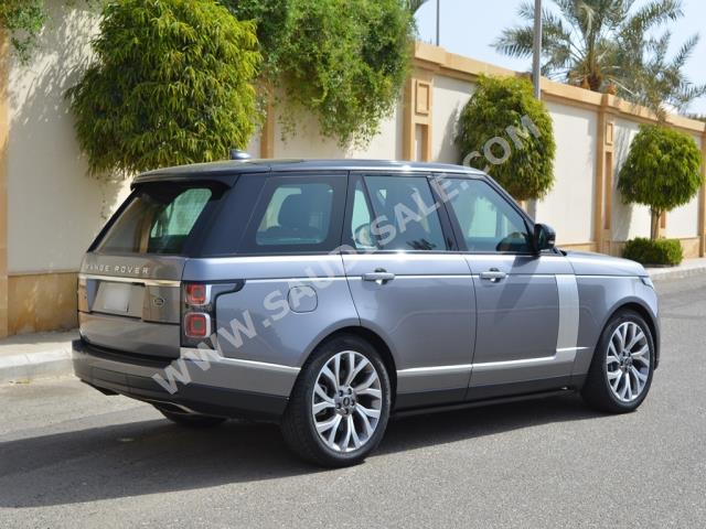 2020 لاند روفر رينج روفر فوج اس اي