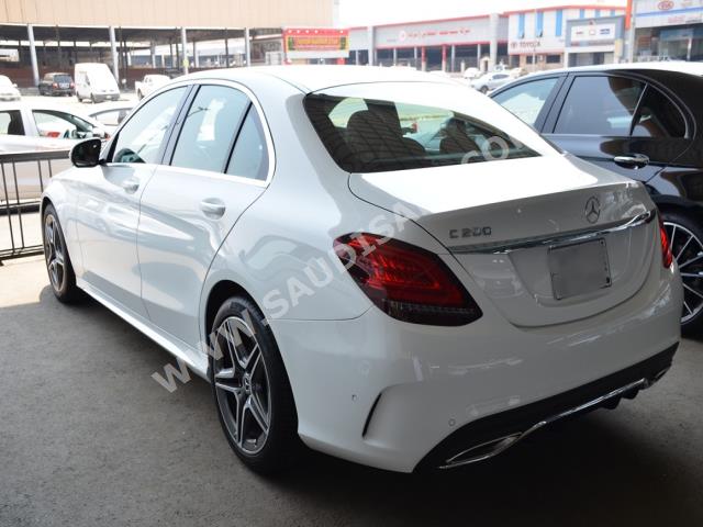 2020 Mercedes-Benz C 200