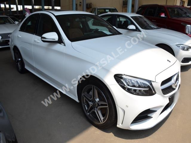 2020 Mercedes-Benz C 200