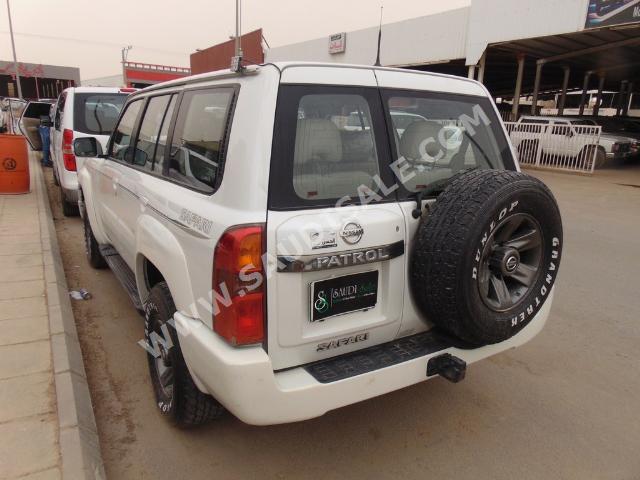 2007 نيسان باترول سفاري