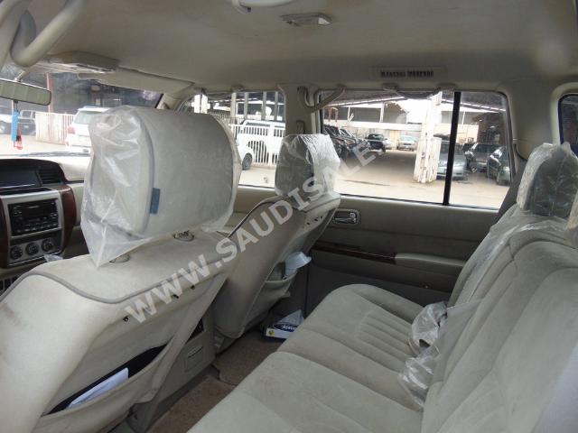 2007 نيسان باترول سفاري