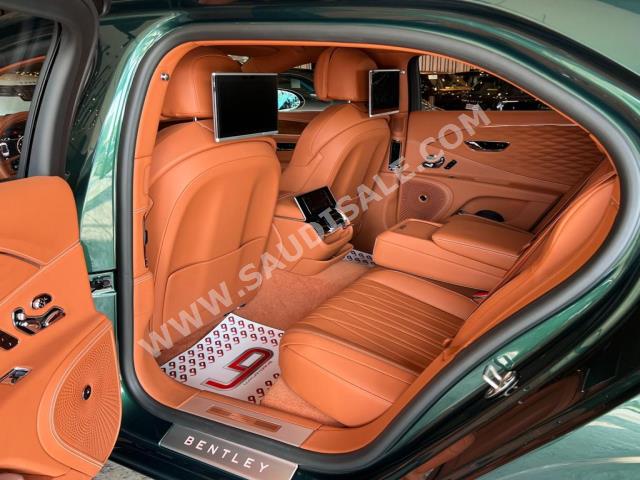 2020 بنتلي كونتيننتل فلاينج سبير