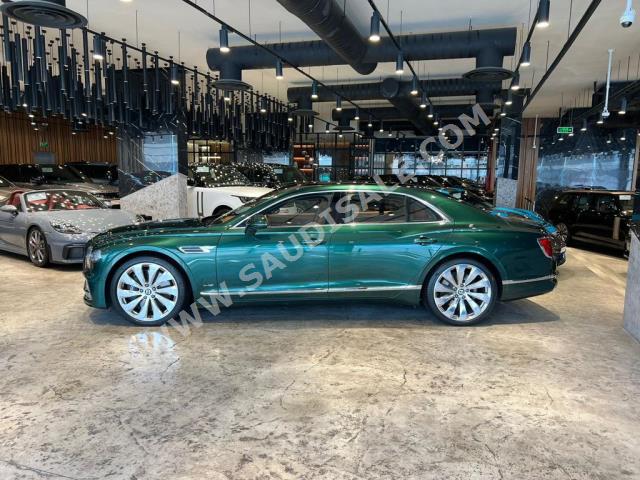 2020 بنتلي كونتيننتل فلاينج سبير