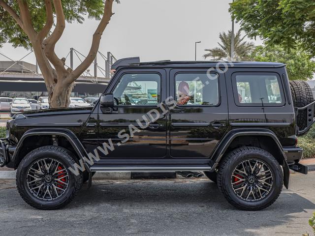 2022 مرسيدس - بنز جي 63 4×4