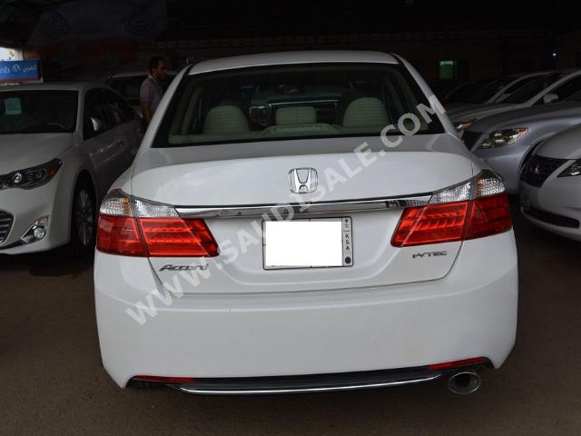 2013 هوندا اكورد