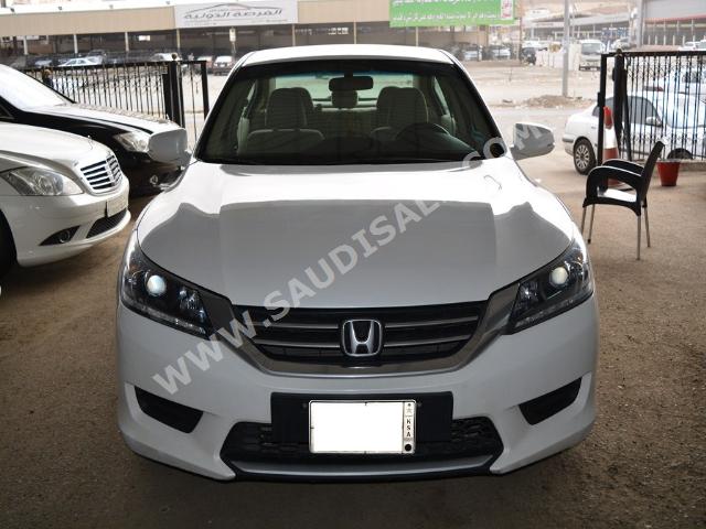 2013 هوندا اكورد