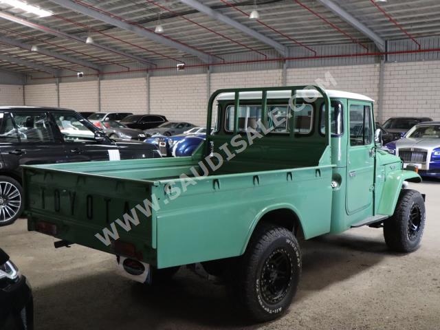 1984 تويوتا لاند كروزر شاص