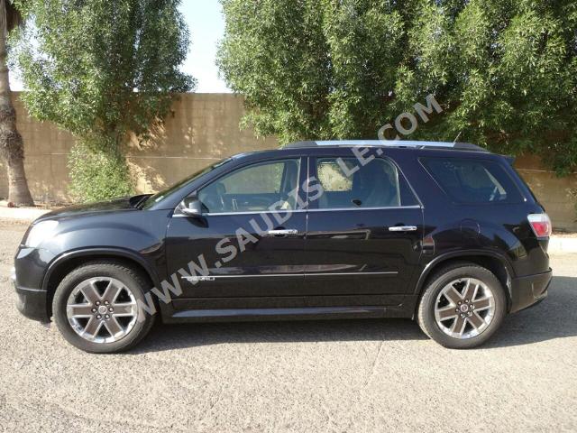 2012 GMC Acadia Denali