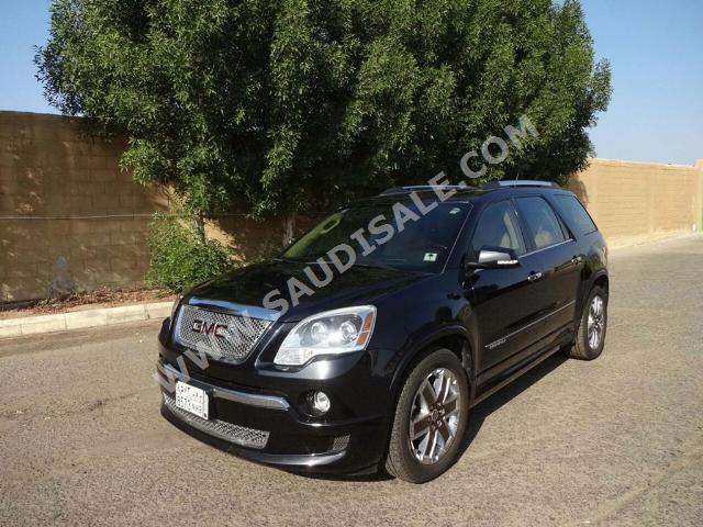 2012 GMC Acadia Denali