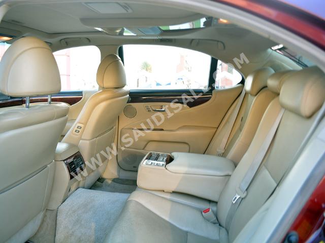 2007 لكزس إل إس 460 إل