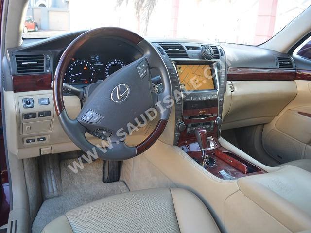 2007 لكزس إل إس 460 إل