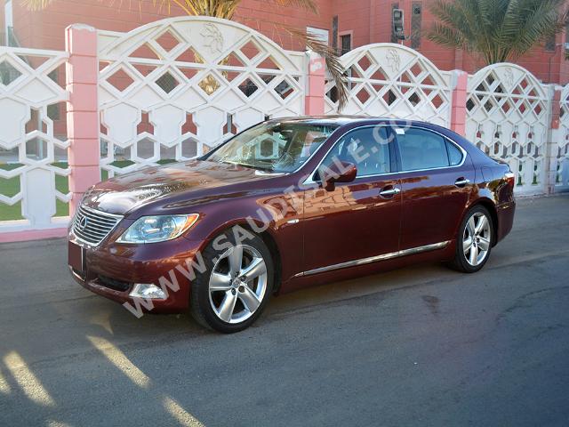 2007 لكزس إل إس 460 إل
