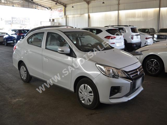 2021 متسوبيشي اتراج