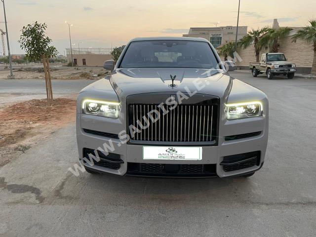 2023 رولز رويس كولينان بلاك بادج