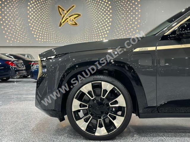 2023 بي ام دبليو اكس ام