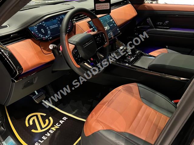 2024 لاند روفر رينج روفر سبورت اس في