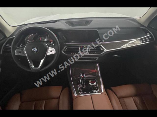 2022 BMW X Series 7