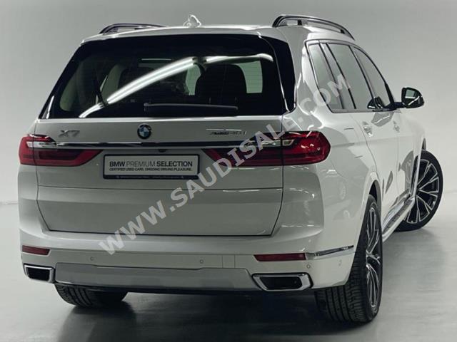 2022 BMW X Series 7