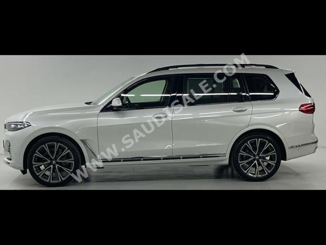 2022 BMW X Series 7