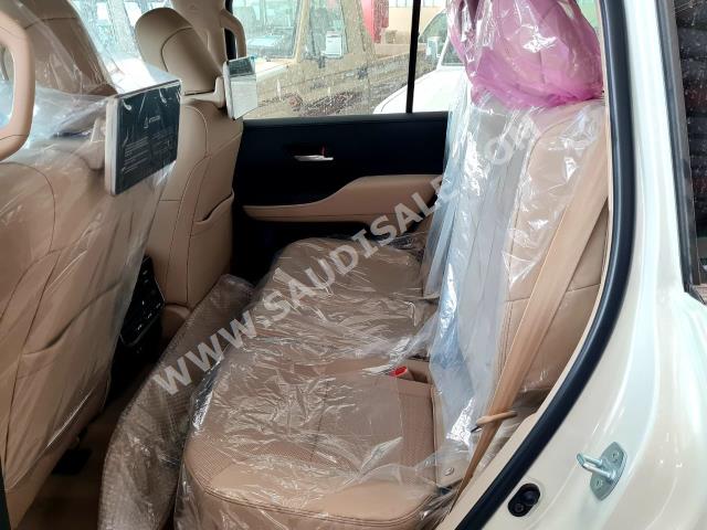 2022 تويوتا لاند كروزر في اكس  اس