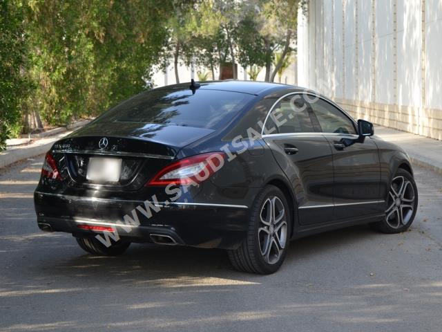 2016 مرسيدس - بنز سي إل إس 400