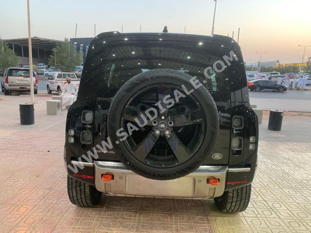 2023 لاند روفر ديفيندر اكس