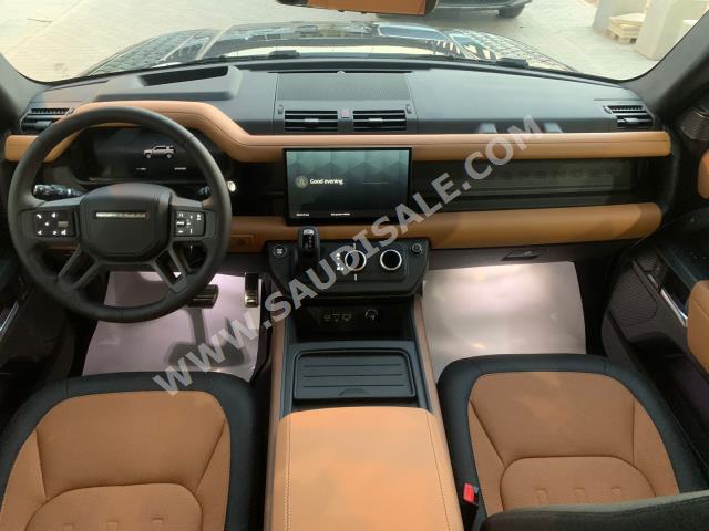 2023 لاند روفر ديفيندر اكس