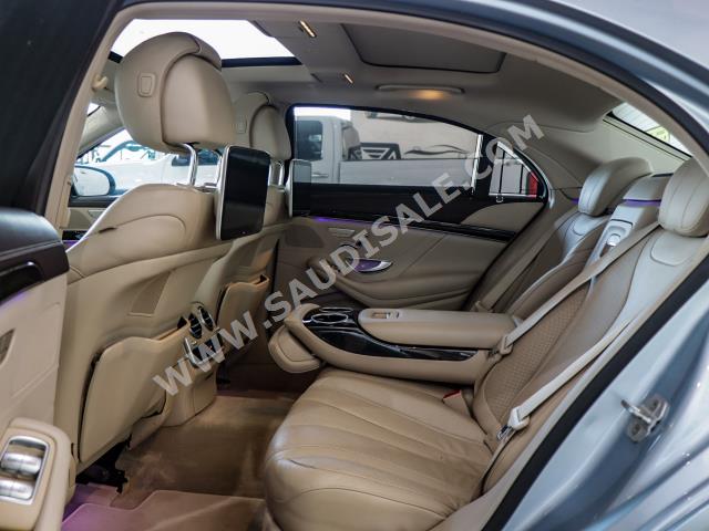 2015 مرسيدس - بنز إس 400