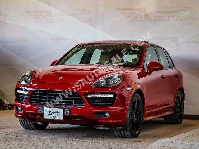 2013 بورش كايين جي تي اس