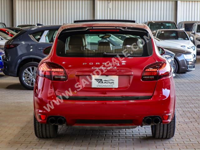 2013 بورش كايين جي تي اس