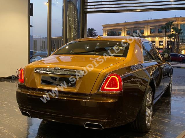 2013 رولز رويس قوست