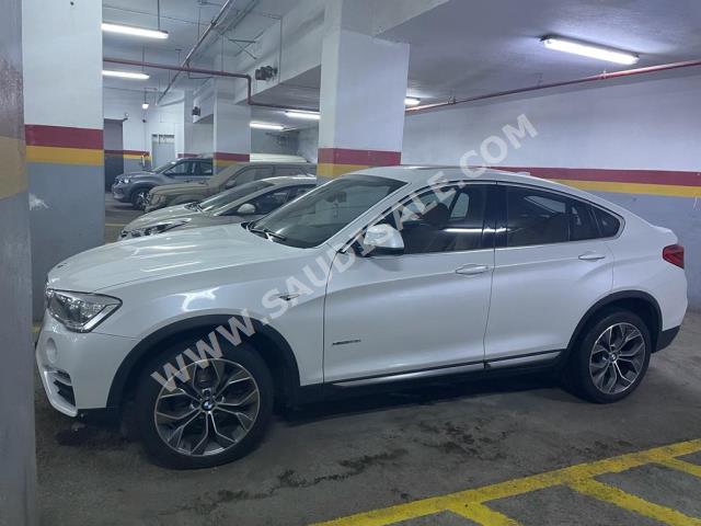 2016 بي ام دبليو الفئة اكس 4