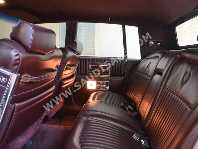 1987 Cadillac Fleetwood