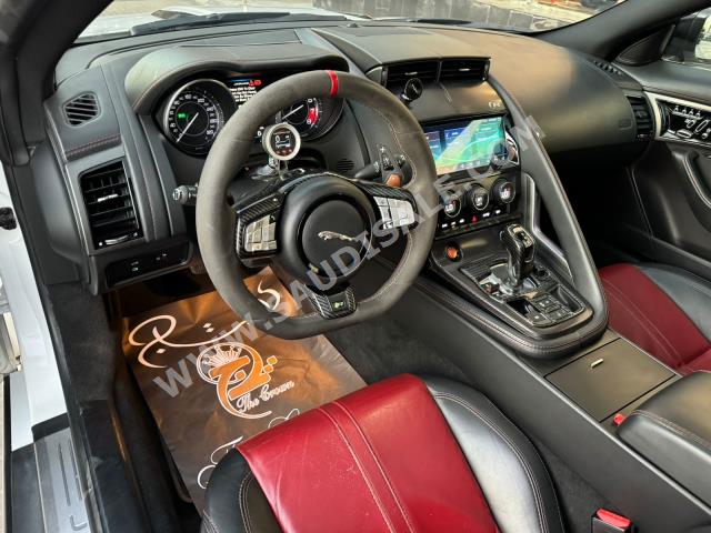 2015 جاكوار اف-تايب ار