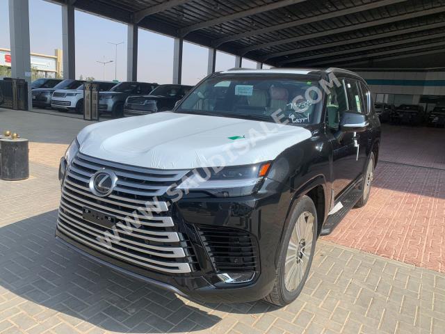 2023 لكزس إل إكس 600