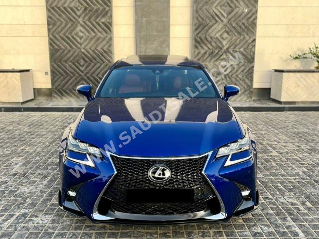 2017 لكزس جي إس 350