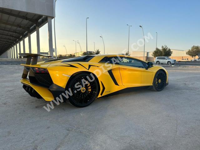 2016 لمبرجيني افنتادور اس في