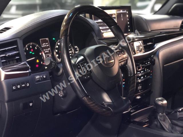 2019 لكزس إل إكس 570